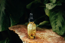 Load image into Gallery viewer, Bust Down Intuitive Blocks Spell Oil