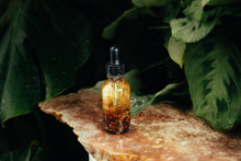 Load image into Gallery viewer, Gomez Spell Oil