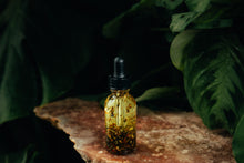 Load image into Gallery viewer, Hecate Ritual Spell Deity Oil
