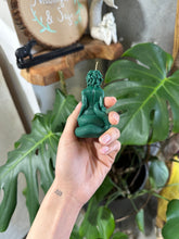 Load image into Gallery viewer, Green Medusa Candle