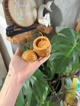 Load image into Gallery viewer, Gold Honey Pot Loadable Candle