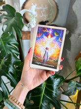 Load image into Gallery viewer, Oracle of the Angels - Healing Images & Messages from the Angelic Realm - Deck and Book Set