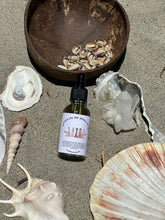Load image into Gallery viewer, Eyes on Me Ritual Spell Oil -