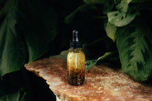 Load image into Gallery viewer, Magnetic Allure Ritual Spell Oil