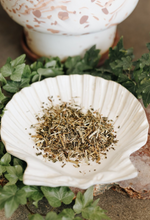Load image into Gallery viewer, Passion Flower Herb 1 Oz (Love, Luck, Libido, Confidence, Prosperity)
