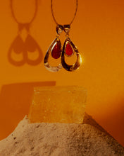 Load image into Gallery viewer, Red Shell Enchanted Vanessa Necklace