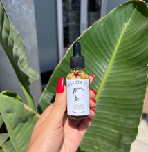 Load image into Gallery viewer, Salacia Oil Mermaid Oil Ritual Spell Oil