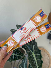 Load image into Gallery viewer, Copal Incense 15 grams + Copal Incense Sticks