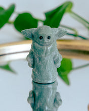 Load image into Gallery viewer, Yoda Crystal Carving
