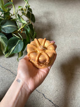 Load image into Gallery viewer, Crown Candle - Gold
