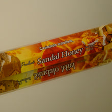 Load image into Gallery viewer, Sandal Honey Pradhan Incense
