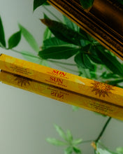 Load image into Gallery viewer, Sun Kamini Incense
