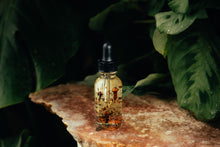 Load image into Gallery viewer, Lilith Ritual Spell Deity Oil (Feminine Identity, Sexuality, Liberation, Lust)
