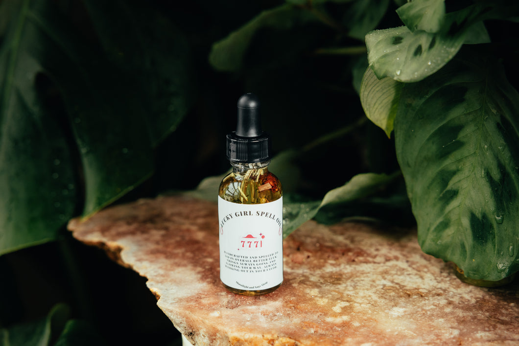 Lucky Girl Ritual Spell Oil