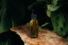 Load image into Gallery viewer, 2 oz Passion Flower Ritual Spell Oil

