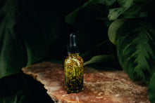 Load image into Gallery viewer, Pot Of Gold Ritual Spell Oil
