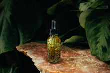 Load image into Gallery viewer, Simon Says Ritual Spell Oil
