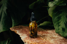 Load image into Gallery viewer, Submit to Me Ritual Spell Oil
