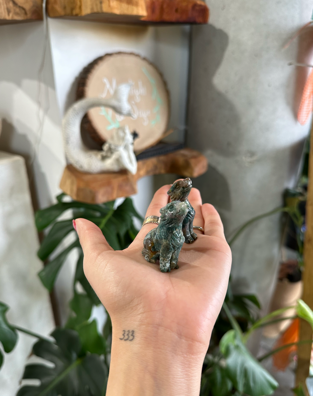 Moss Agate Wolf Crystal Carving
