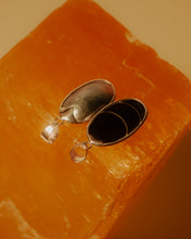 Load image into Gallery viewer, Small Nautilus Shell  Enchanted Vanessa Necklace
