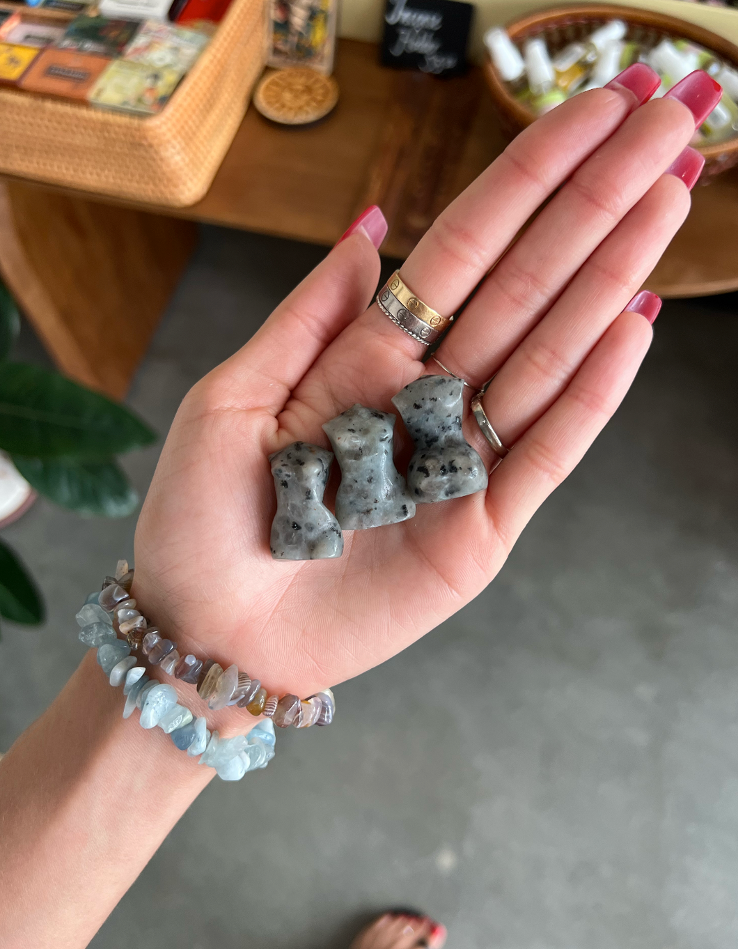 Kiwi Jasper Crystal Goddess Body - Extra Small
