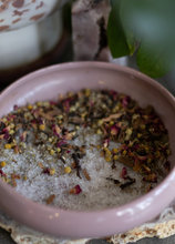 Load image into Gallery viewer, Confidence and Courage Ritual Baths + Ritual Salts + Bath Salts
